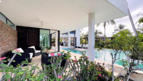 Villa Isha - modernist hideaway at Cap Bonita